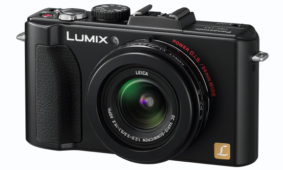 Panasonic Lumix DMC-LX5 reviews come in: great camera, beastly price